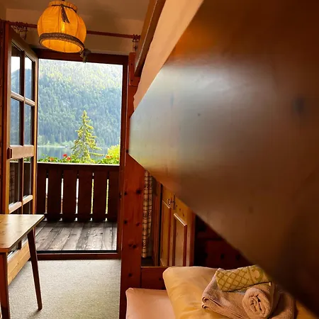 Chalets Zöhrer - Wohnen am Wasser Weissensee Exterior foto