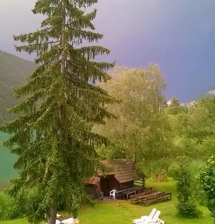 Chalets Zöhrer - Wohnen am Wasser Weissensee Exterior foto
