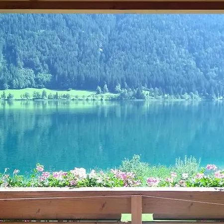 Chalets Zöhrer - Wohnen am Wasser Weissensee Exterior foto